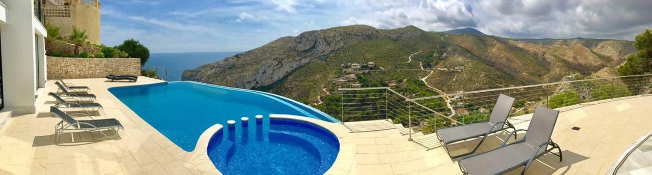 Villa Priscilla ฮาเวอา ภายนอก รูปภาพ